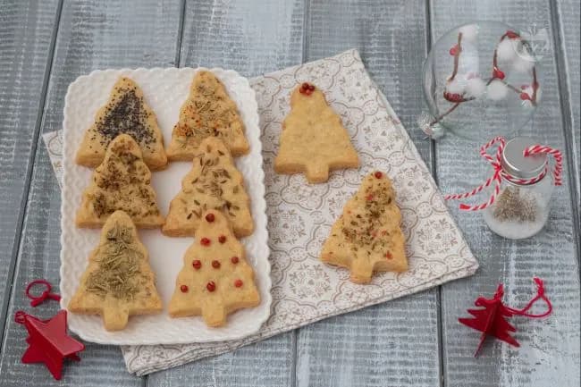 Biscotti salati di natale