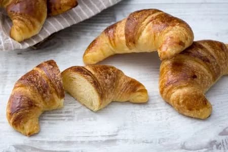 Croissant soffici e burrosi