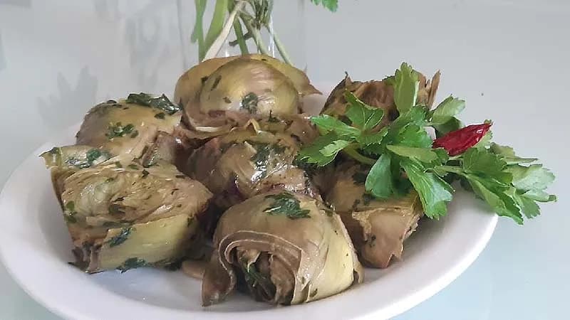 Carciofi piccanti in padella