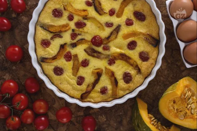 Clafoutis salato con zucca e pomodorini