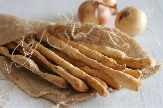 Grissini croccanti con lievito madre,