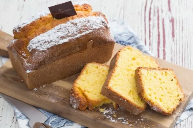 Plumcake allo yogurt soffice