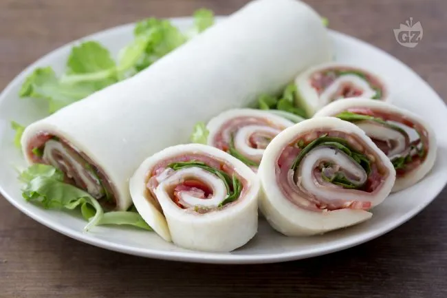 Rotolo di Mozzarella Farcito