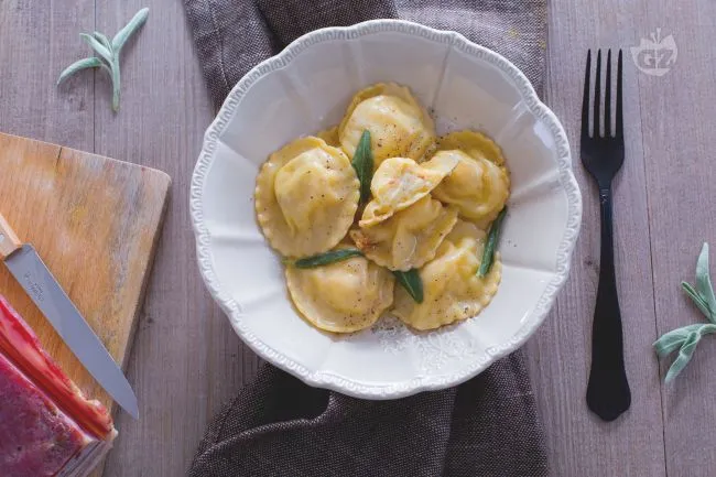 Tortelli di Patate e Pancetta con Burro e Salvia